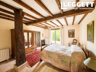 Vente Maison Magnifique maison de ferme en pierre de 4 chambres avec terrasse, piscine chauffée et vue sur la campagne. Miramont-de-guyenne