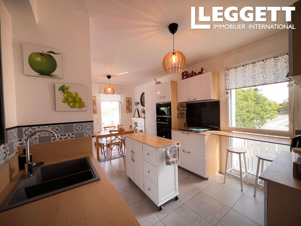 Vente Appartement Superbe appartement en dernier étage avec terrasses et double parking à La Rochelle La rochelle