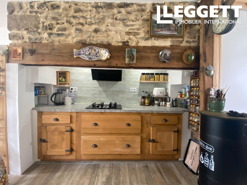 Vente Maison Charmante maison 3 chambres, chaudière à granulés neuve, grande grange, cour, puits, champ 2000M2, fruitiers Chamboulive