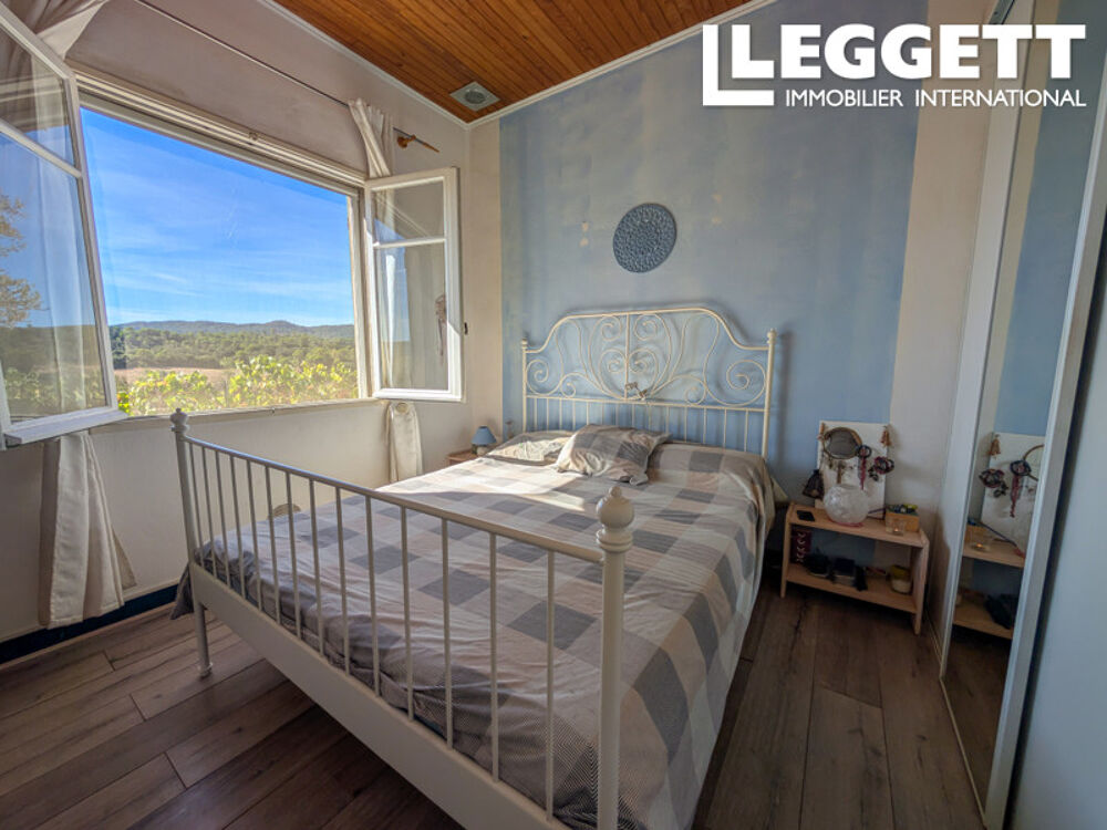 Vente Maison Charmante maison 2 chambres avec Vue imprenable - 66m² au sol - Terrasses et stationnement privé Montirat