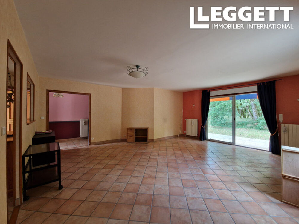 Vente Maison Charmante maison de plain pied, située dans un environnement calme et boisé, à 10 min d'Angoulême. Mouthiers-sur-boËme