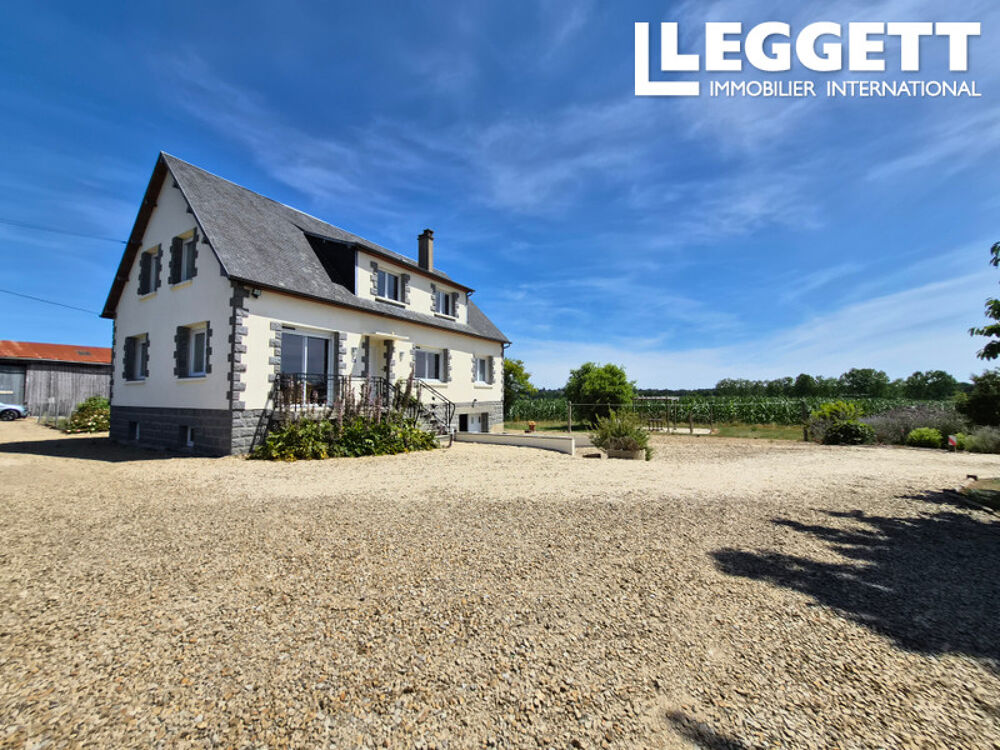 Vente Maison Grande maison de campagne avec une belle vue proche de Barenton. Barenton
