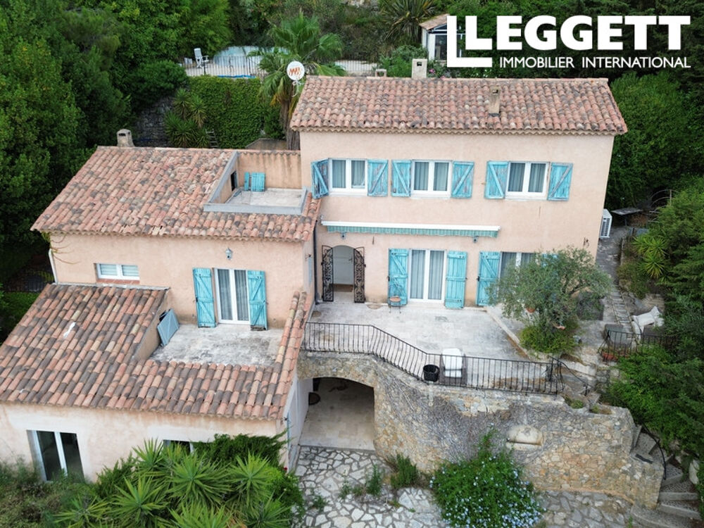Vente Maison Une Rare Opportunité de Rénovation avec Vue Panoramique Grasse