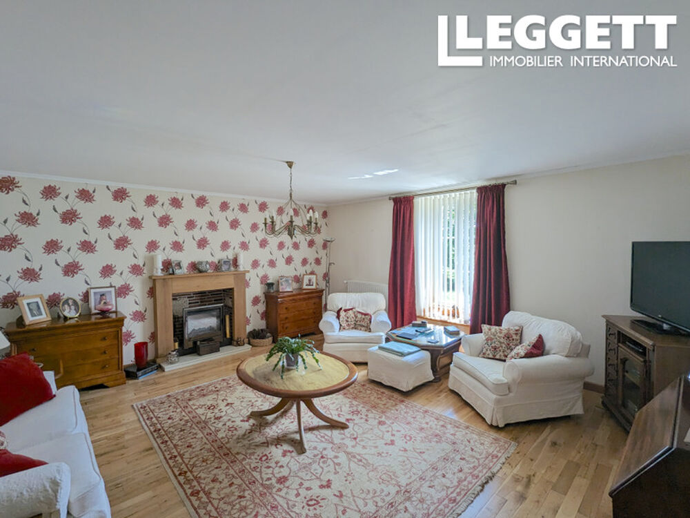 Vente Maison Maison familiale à Cheffois, en Vendée, spacieuse, 3 chambres, moderne et bien rénovée Cheffois