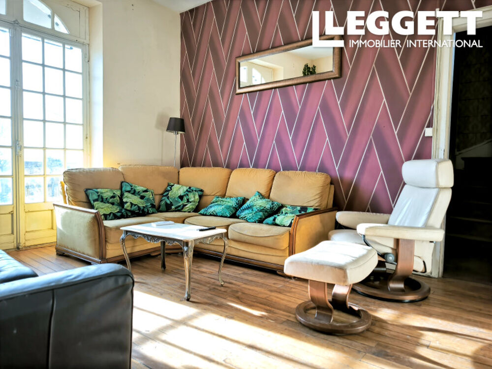 Vente Maison Grande maison au centre de Bellac, 4-5 chambres, potentiel +, grand atelier, divisible en 2 maisons.<br /> Bellac