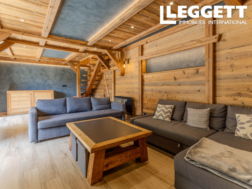 Maison de caractère rénovée de 4 chambres avec vaste terrain au coeur des Alpes