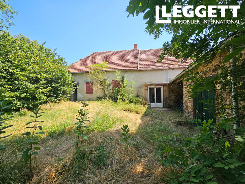 Vente Maison Maison de village avec 3 chambres, grand terrain de 2?567 m² et vaste grenier aménageable ? Saint?Désiré Saint-dÉsirÉ