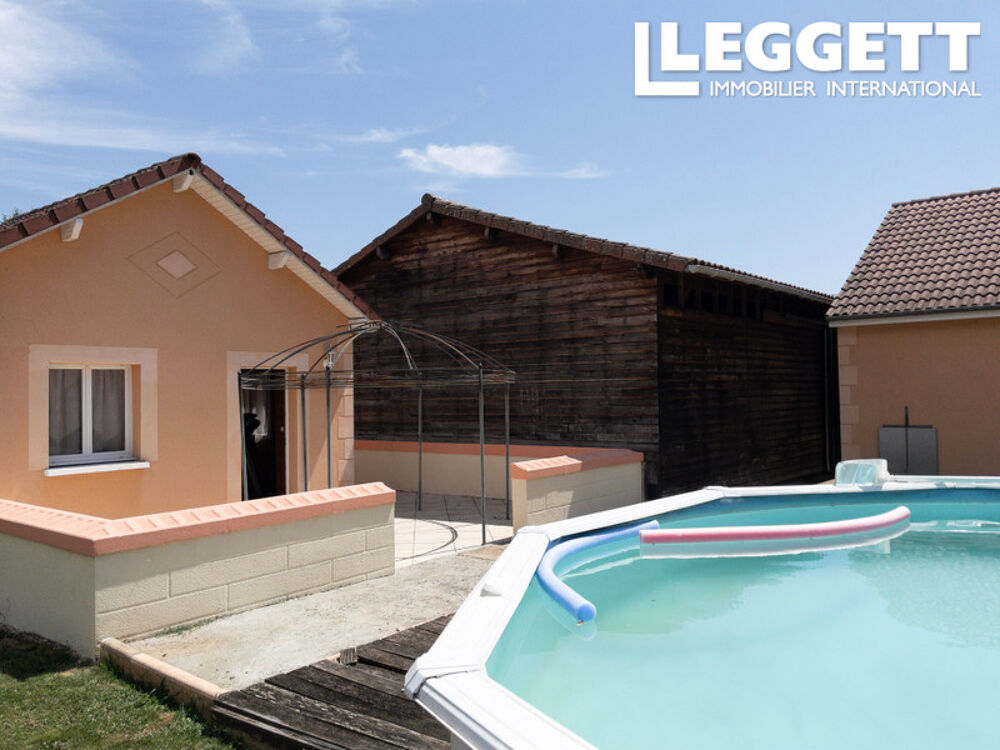 Vente Maison Une maison moderne, offrant de grands espaces, permettant de combiner espace de vie et usage professionnel. Saint-martin-le-vieux