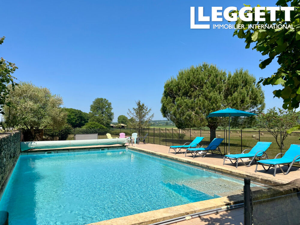 Vente Maison Maison d?habitation avec gîte, pool house,  deux ateliers et deux séchoirs à tabac. Saint-agne