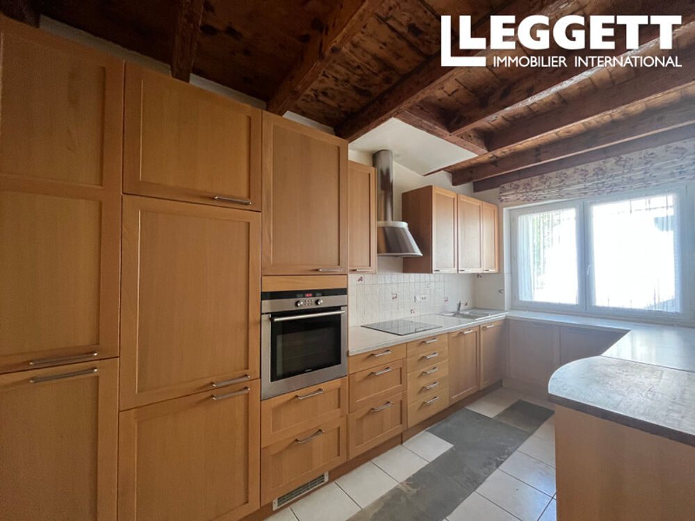 Vente Maison Maison de ville en pierre de cinq chambres avec son jardin Sainte-foy-la-grande