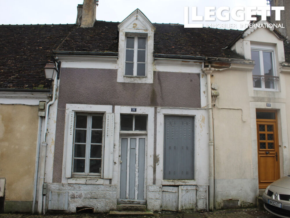 Vente Maison Mamers entre Perche et Saosnois. Maison de ville  rnover, lments d'origine, jardin, dpendance en pierres. Mamers