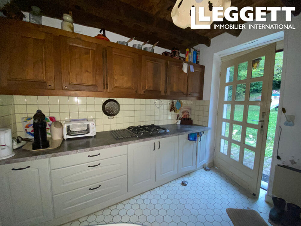 Vente Maison Jolie maison (3ch) au calme avec 1,5 Ha de terrain: verger, pré et bois. À raffraîchir mais habitable de suite Rilhac-treignac