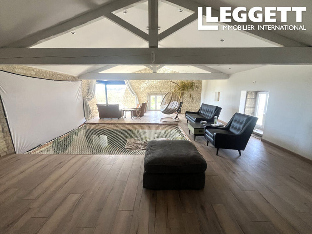 à vendre  Maison Saint-Palais-du-Né (16300)