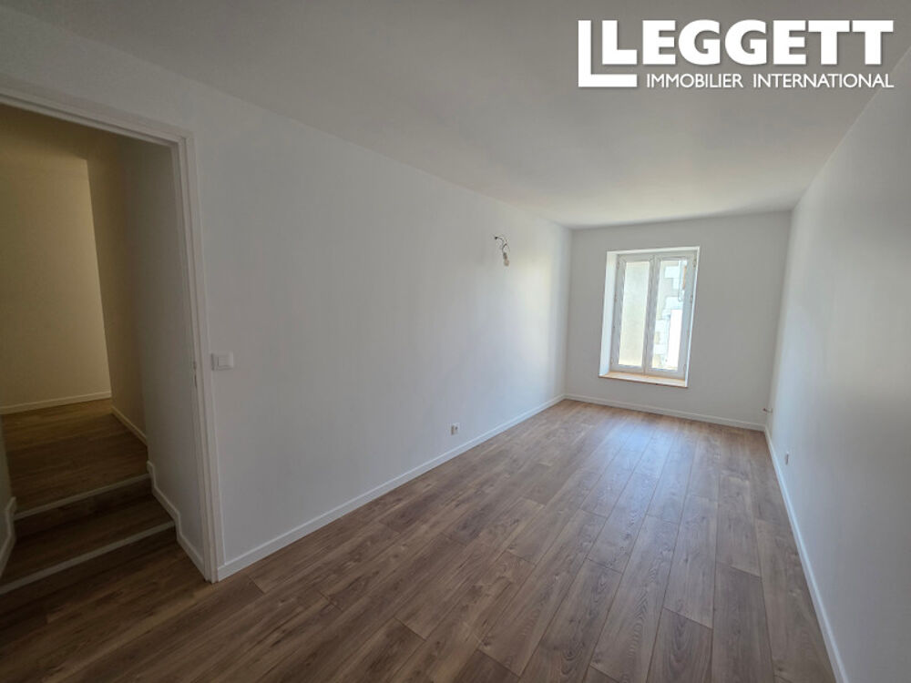 Vente Appartement Charmant appartement, lumineux, refait à neuf, comprenant séjour/cuisine, trois chambres, salle d'eau et wc. Marthon