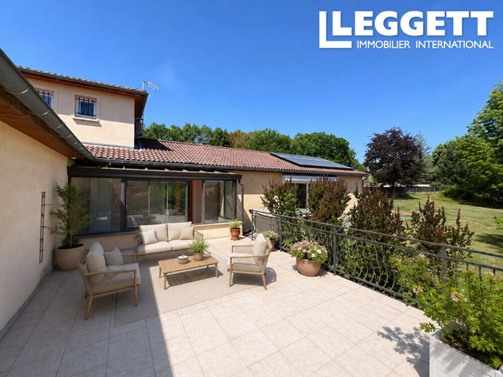 Vente Maison Superbe maison familiale de 257.86 m² à Orléat OrlÉat