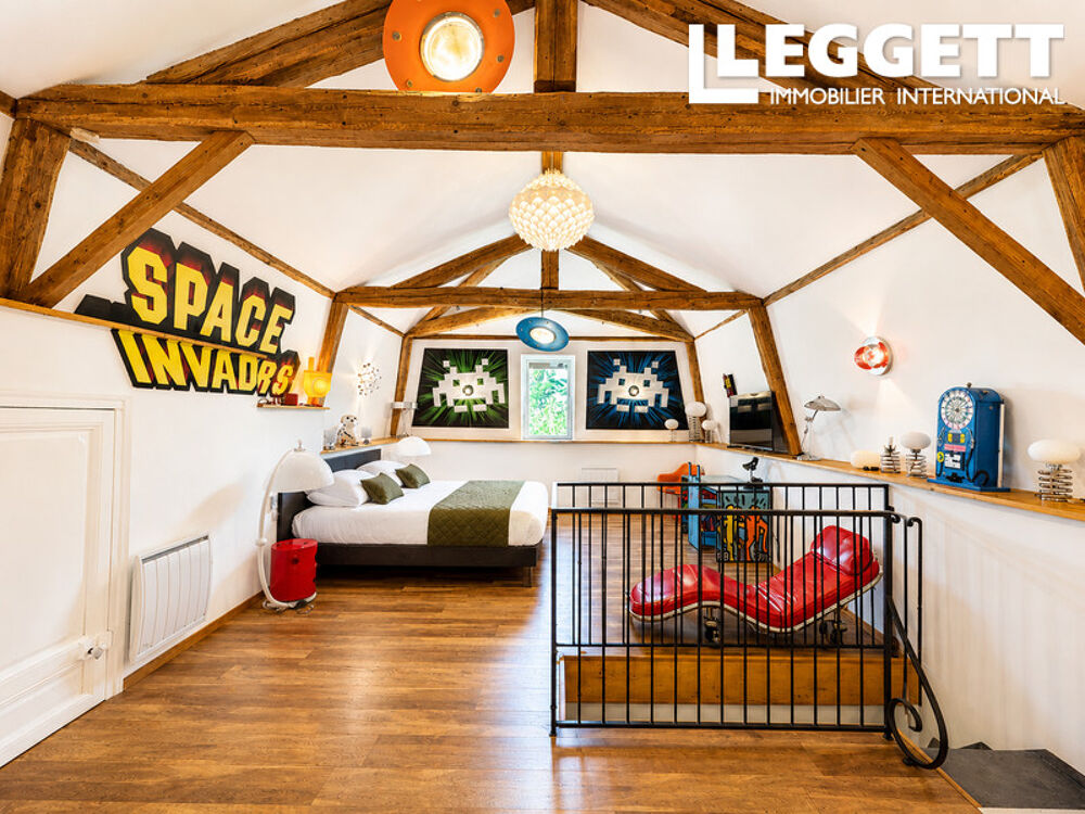 Vente Maison Maison Bourgeoise de Charme avec Jardin Secret et Activité de Chambres d'Hôtes au C?ur de Carcassonne Carcassonne