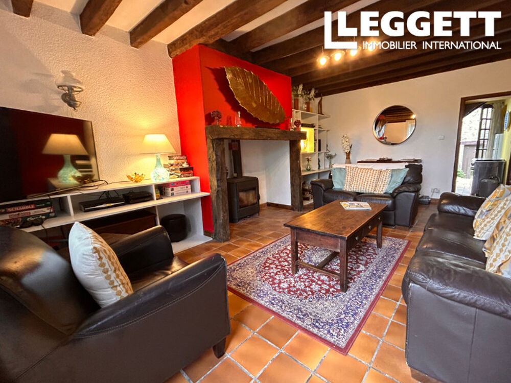 Vente Maison Jolie maison située dans un hameau tranquille, pleine de charme et de caractère, avec en prime une belle pisci Saint-lÉger-magnazeix
