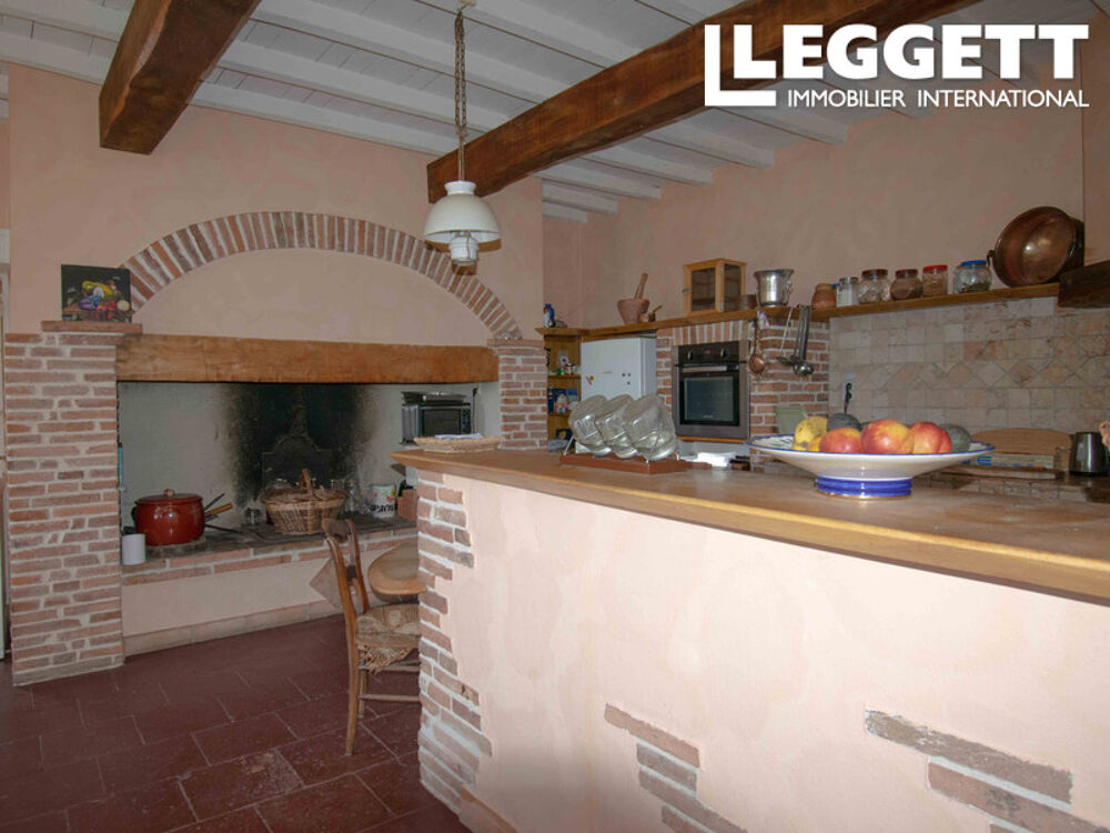Vente Maison Ferme toulousaine rénovée, 295 m² habitable, 8 500m² de terrain, piscine. 30 km Sud de Toulouse Lavernose-lacasse
