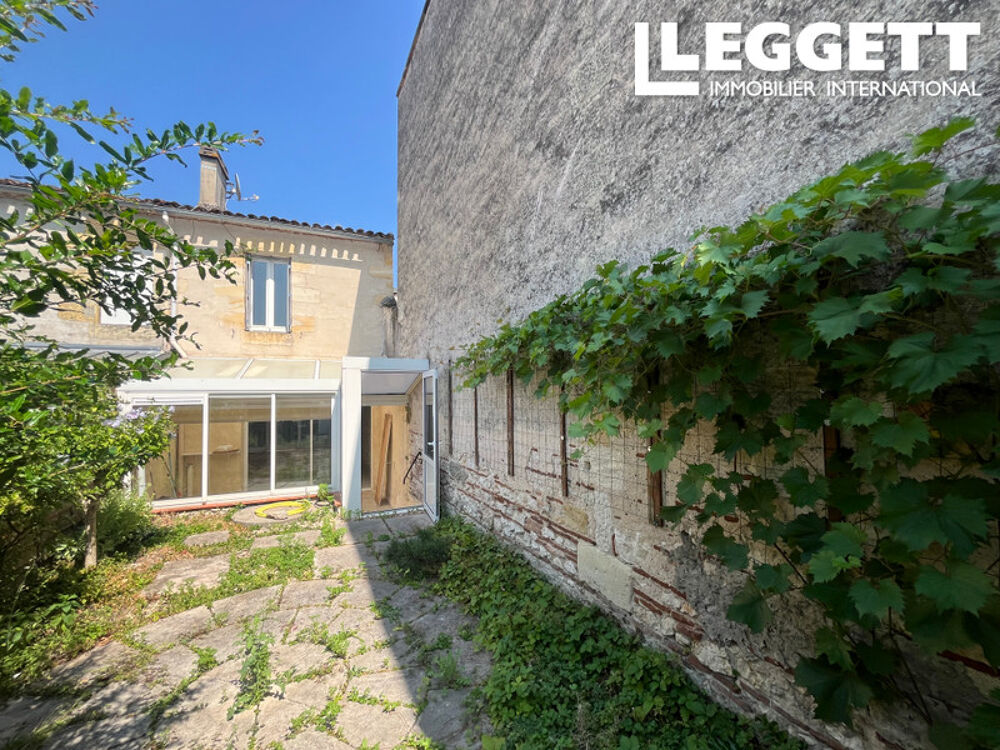 Vente Maison Maison de ville en pierre de cinq chambres avec son jardin Sainte-foy-la-grande
