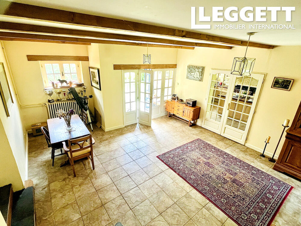 Vente Maison Charmante maison de campagne de 4 chambres située dans 1,5 acres de pâturage au c?ur de la Normandie. Saint-martin-des-landes