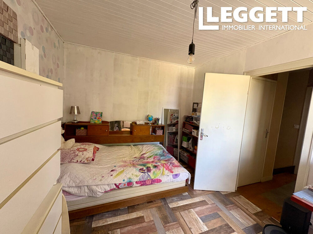 Vente Maison Maison individuelle de 2 chambres. Garage, cave et  jardin avec belle vue. Saint-saud-lacoussiÈre