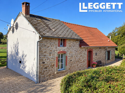   Charmante maison en pierre rénovée de trois chambres avec grand jardin, située en milieu rural. Maison - 6 pièce(s) - 133 m²