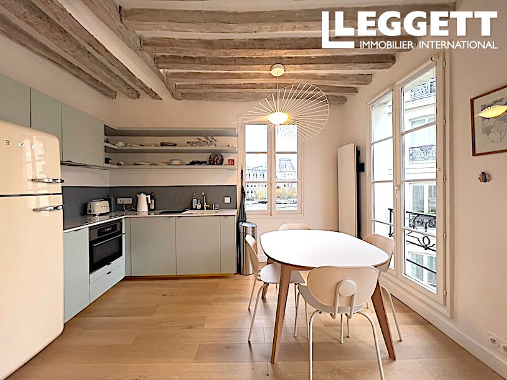 Vente Appartement Sur les quais de Seine, belles vues de cet appart de 2P offrant 36m2 seul au 4e étage d'un immeuble historique Paris 4