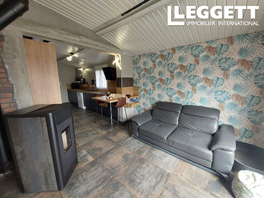 Vente Maison Charmante maison de bourg, enti�rement r�nov�e avec garage, terrasse et jardin. Touvre