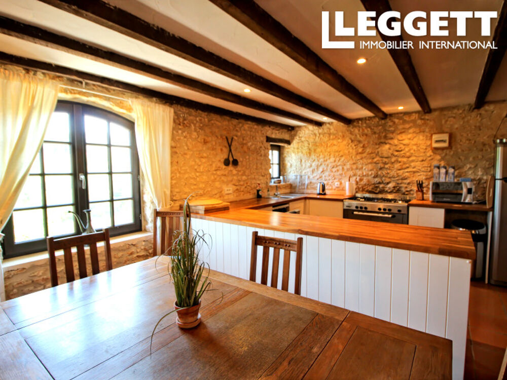 Vente Maison Maison d'habitation avec piscine et appartement séparé à rénover Sainte-foy-de-longas