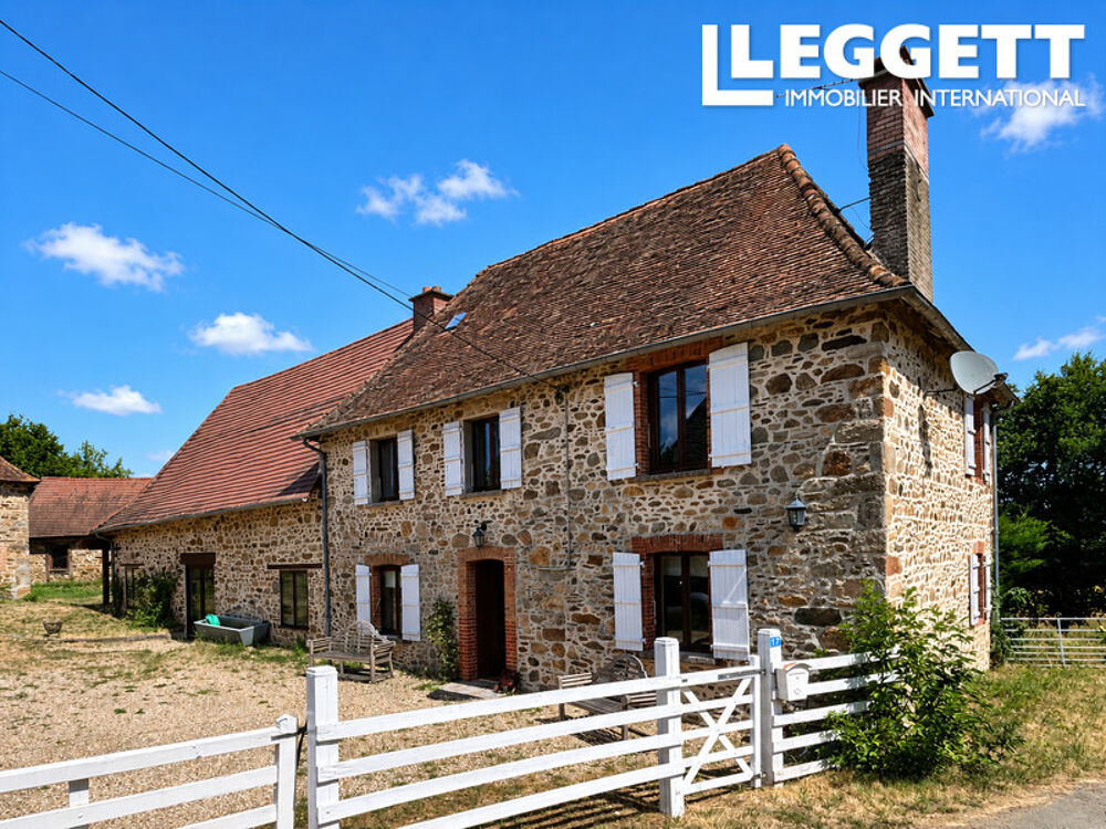 Vente Maison Élégante maison en pierre de 5 chambres avec impressionnante grange rénovée et dépendances à Saint-Priest-Ligo Saint-priest-ligoure