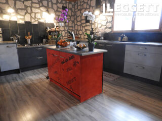  Maison � vendre 5 pi�ces 258 m�