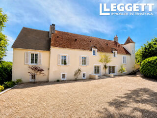  Maison à vendre 15 + pièces 270 m²
