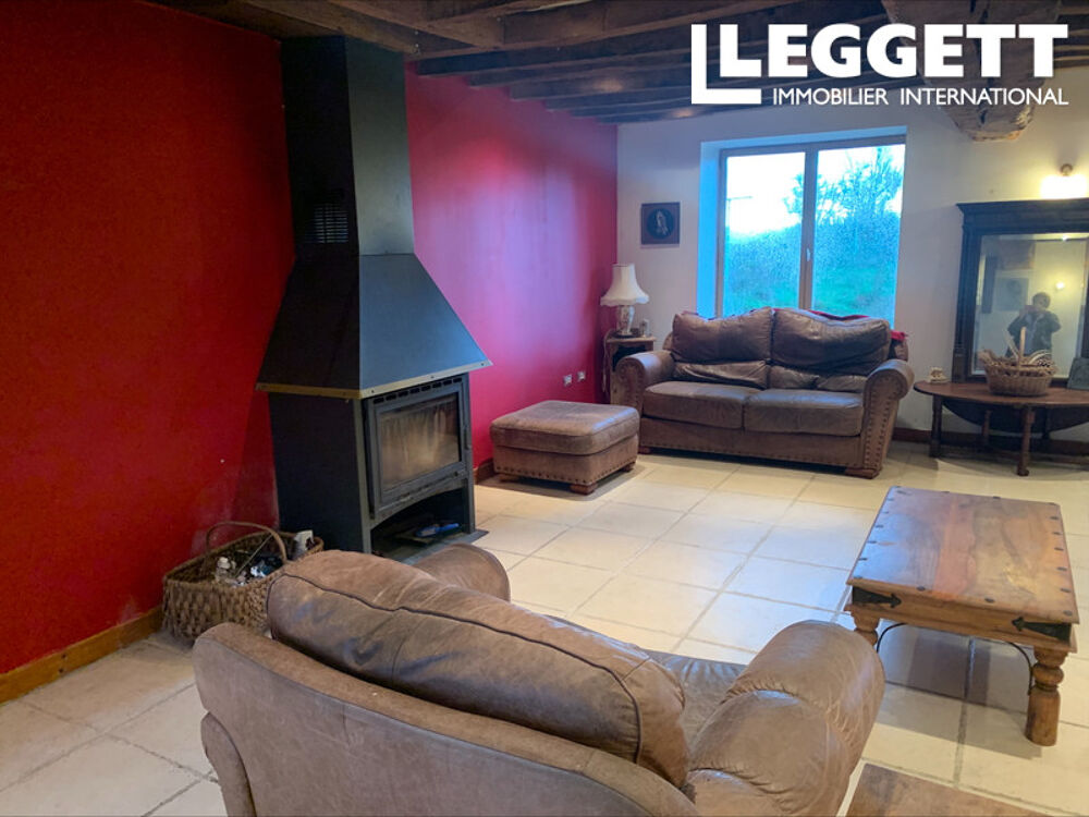 Vente Maison Maison jumelée de 3 chambres comprenant salon/salle à manger, cuisine et salle de bain dans un hameau rural Lussac-les-Églises