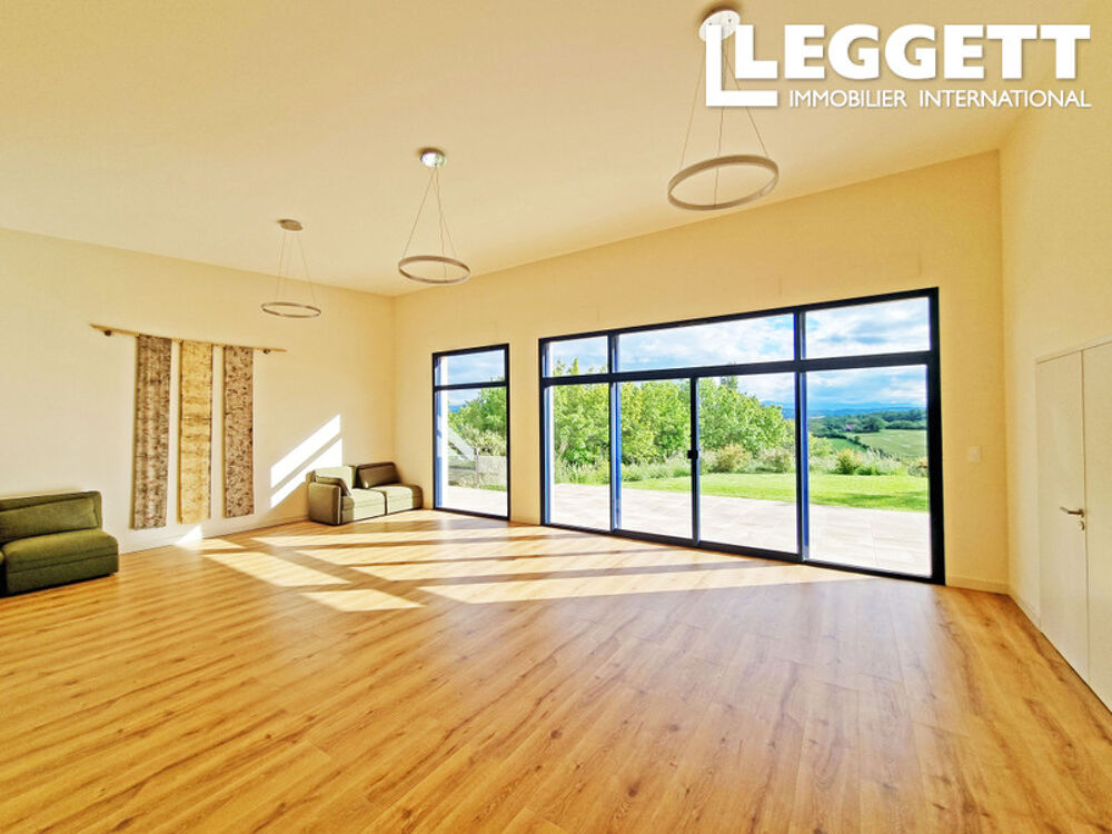 Vente Maison Maison moderne et lumineuse avec des vues à couper le souffle sur un grand terrain avec garage près de Pamiers Pamiers