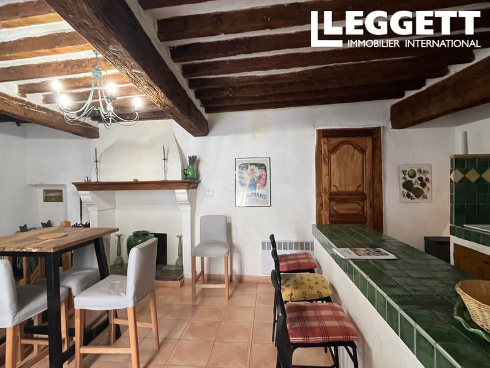 MAISON DE VILLAGE 2 CHAMBRES PLUS SOUS-SOL