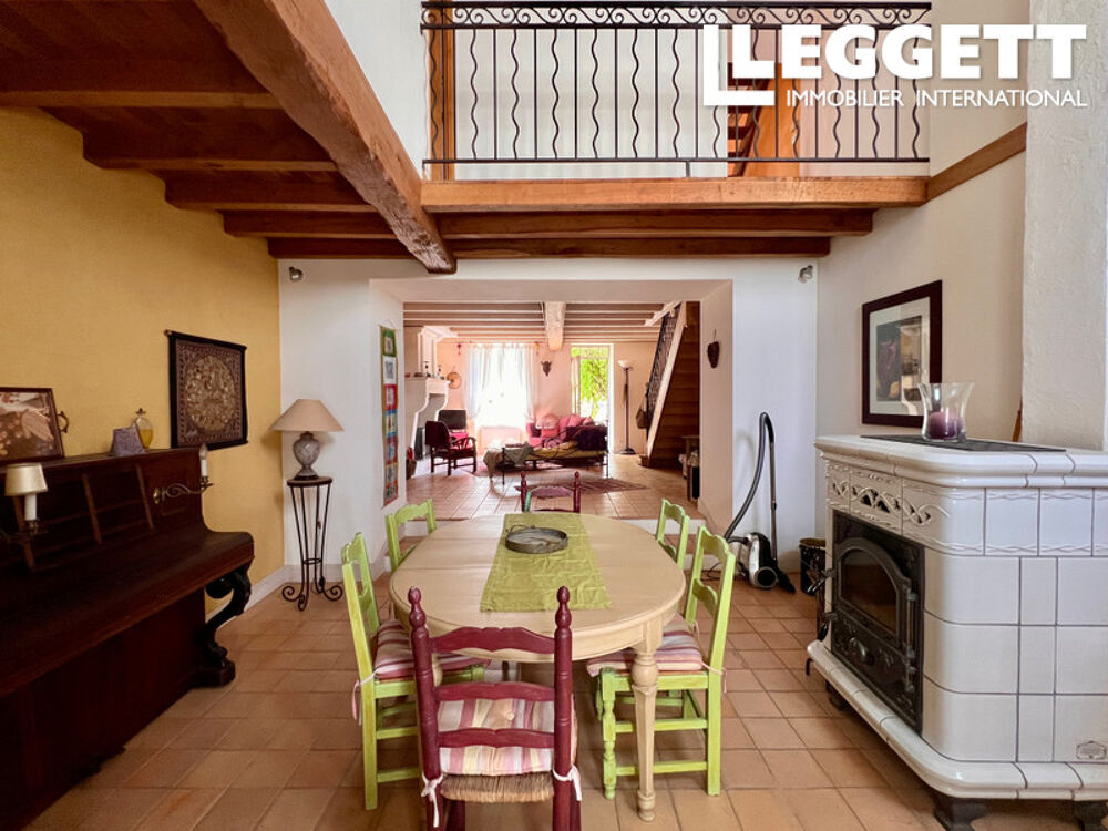 Vente Maison Charmante maison en pierre, mitoyenne d?un côté, avec 3ch/1sdb au c?ur d?un village Charentais Chassors