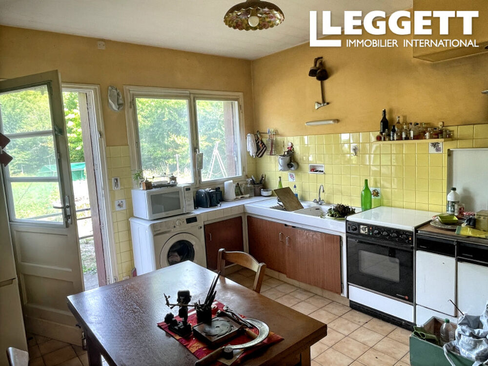 Vente Maison Maison familiale à rafraîchir ? 4 chambres, dépendances et parc en bord de rivière Nersac