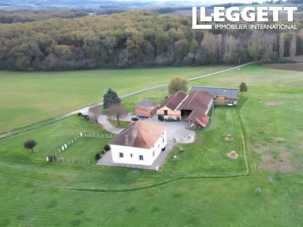 Vente Maison Vue panoramique, aucun voisin proche ! Maison de Maître 1930 rénovée, dépendances, sur 2 ha de terrain Castelnau montratier-sainte alauzie