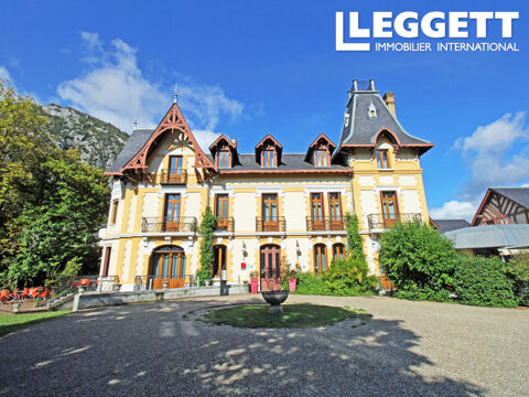 Superbe h&ocirc;tel de 15 chambres, avec piscine, dans un emplacement privil&eacute;gi&eacute; aux portes des Pyr&eacute;n&eacute;es 1900000 09400 Tarascon-sur-ari�ge