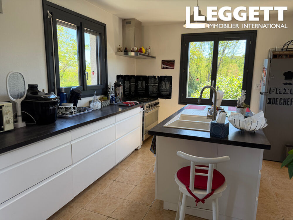 Vente Maison Pavillon de 3 chambres avec combles aménagés, garage, cuisine d'été, en bordure de village - Périgord Vert Nantheuil