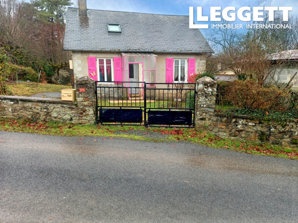 Vente Maison Maison de village de 62m² comprenant cuisine, salon, salle d'eau, une chambre, grenier aménagé, garage et ter Saint-salvadour