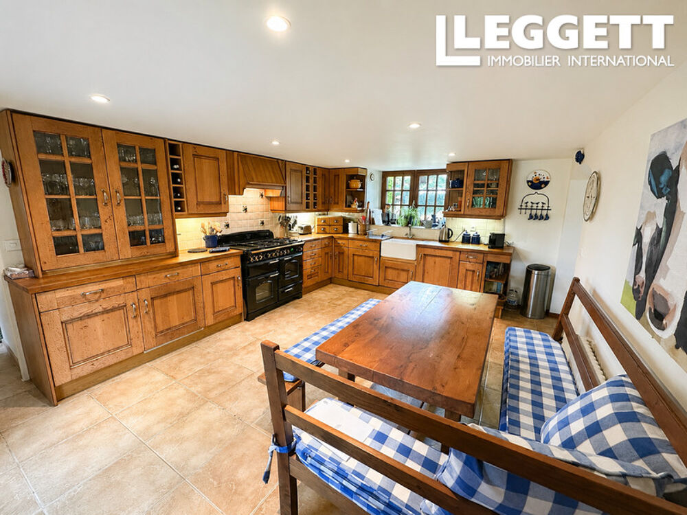 Magnifique maison en pierre à Mobecq - 170m2 - 4 chambres - 2 sdb - beau jardin - grand garage - isolée