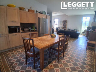  Maison  vendre 6 pices 220 m