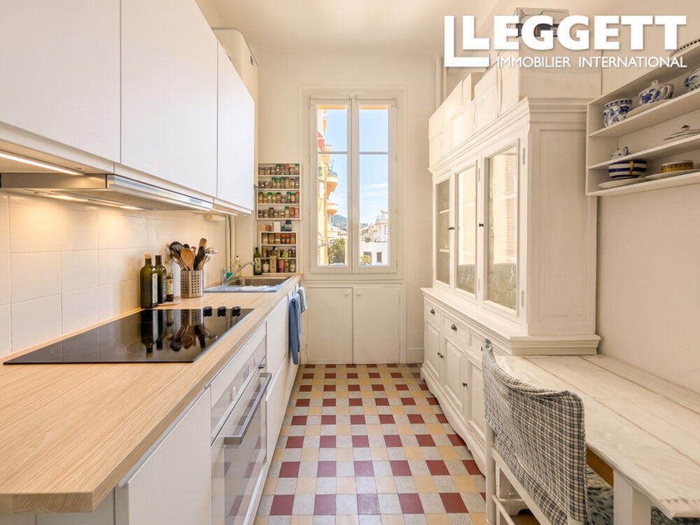 Vente Appartement Bd. Dubouchage, 2P rénové dans immeuble art déc de prestige au c?ur de Nice, 2 balcons, traversant, ascenseur Nice