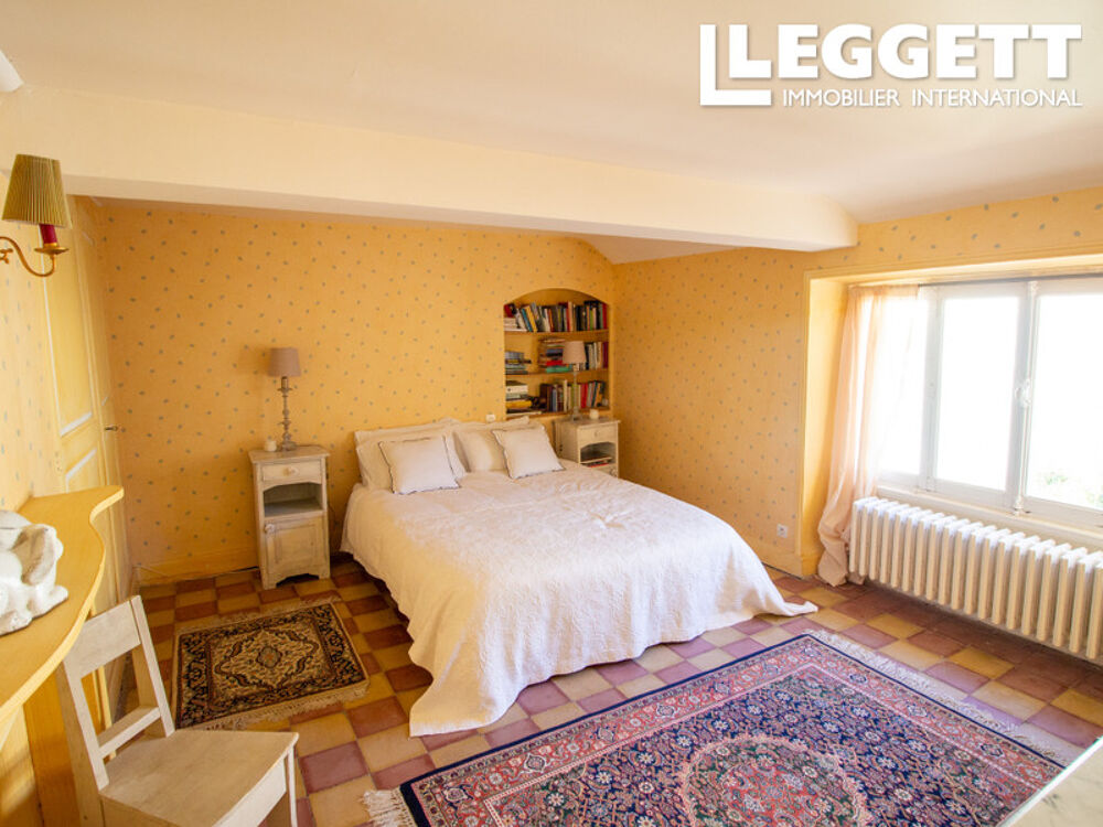 Vente Maison Intra-muros de Richelieu, maison de trois chambres avec jardin et dépendances Richelieu