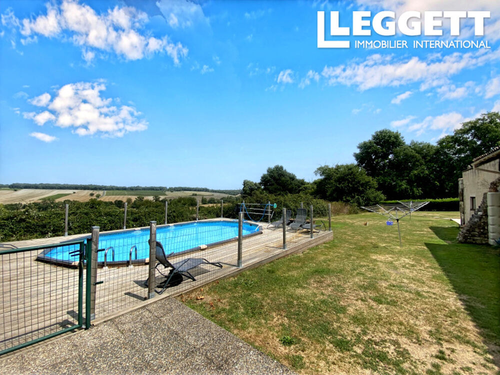 Vente Maison Charmante ferme de caractère de 8 chambres avec un grand potentiel de gîte, des jardins privés et une piscine Pommiers-moulons