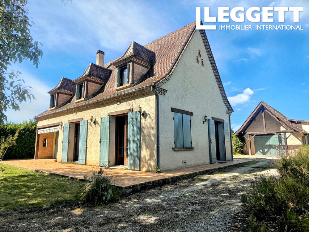 Vente Maison Maison familiale avec piscine chauffée, 4 chambres, garage et terrain de 2246 m² Mauzac-et-grand-castang