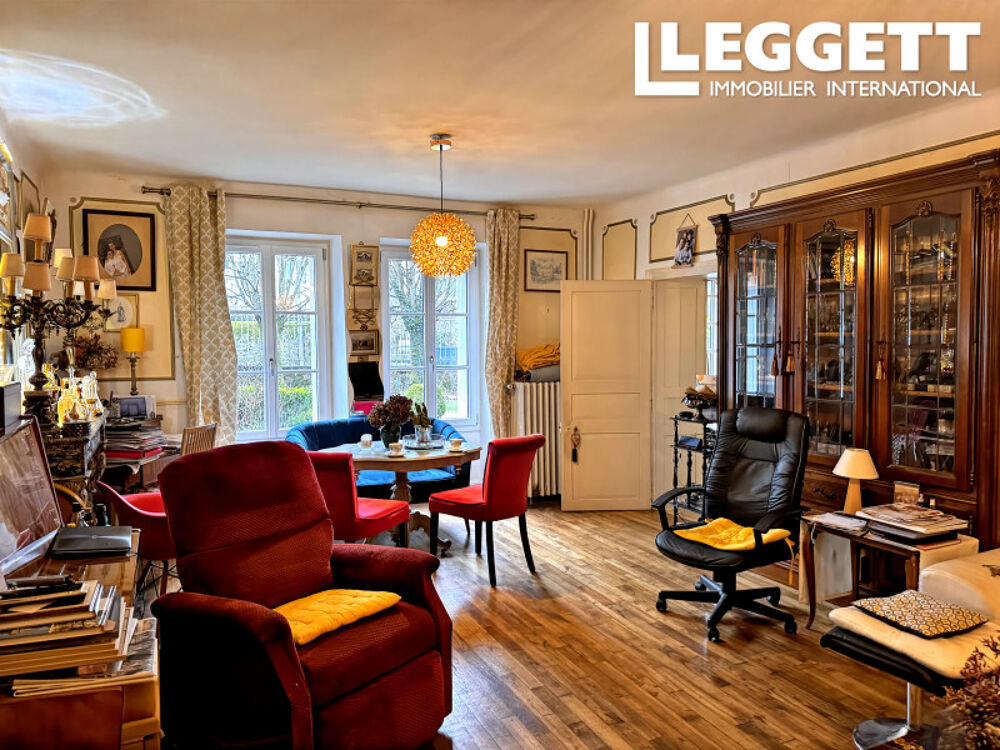 Vente Maison Magnifique maison de village du 19ème siècle avec 6 chambres, dépendances et studio SougÉ-le-ganelon