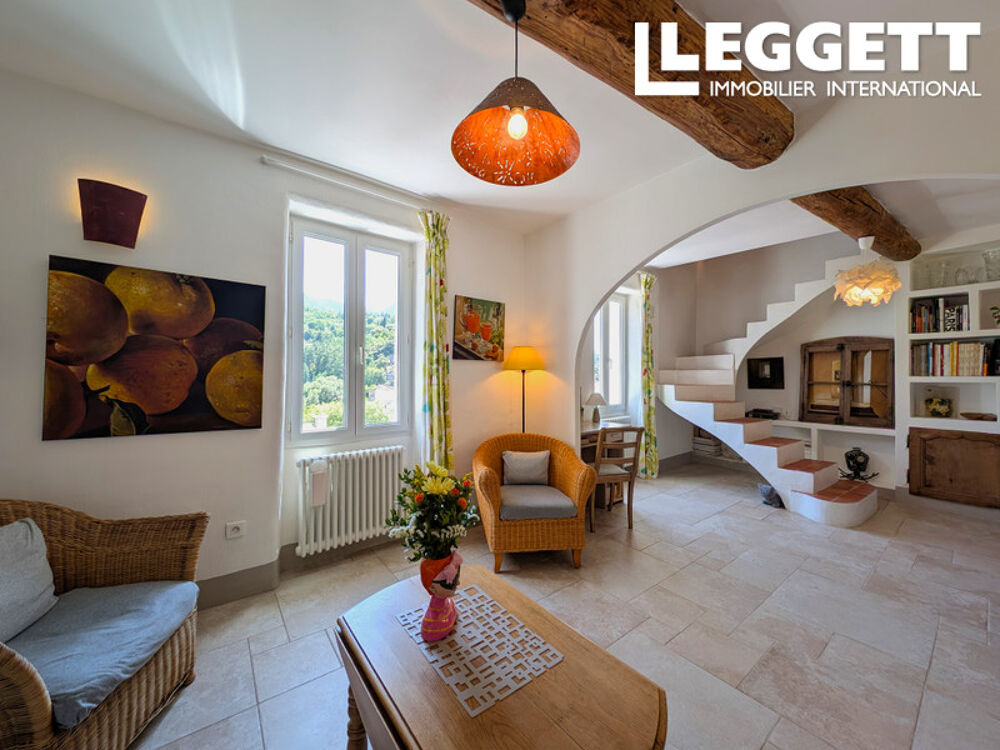 Vente Maison Maison/app. de caractère sur 2 niveaux avec jardin, cour ensoleillée et vue dégagée à deux pas du centre-ville Nyons