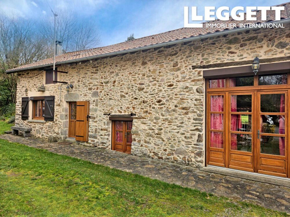 Vente Maison Propri�t� de caract�re r�nov�e dans un hameau calme. La chapelle-montbrandeix